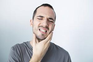 Man with jaw Pain | Bruxism Dentist Booragoon