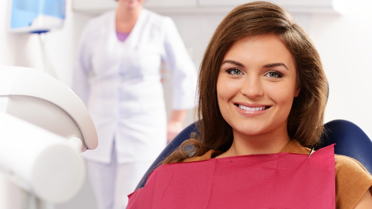 Woman | Wisdom Teeth Extractions Garden City 