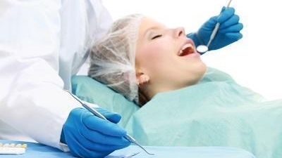 woman at the dentist in booragoon